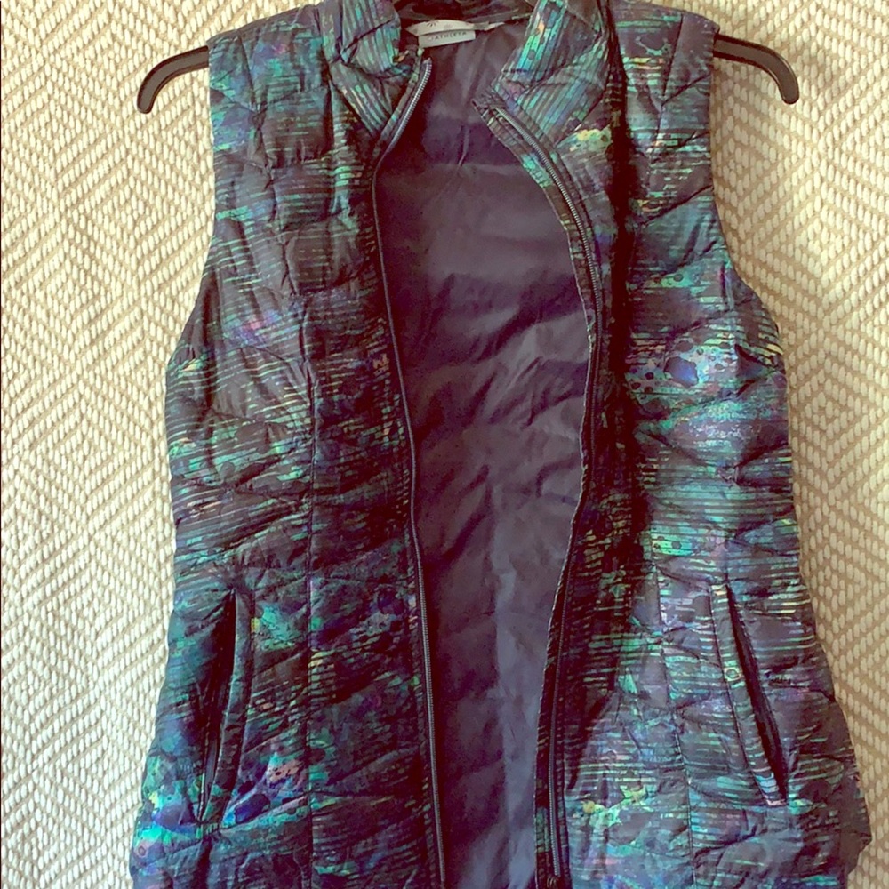 Athleta puff vest